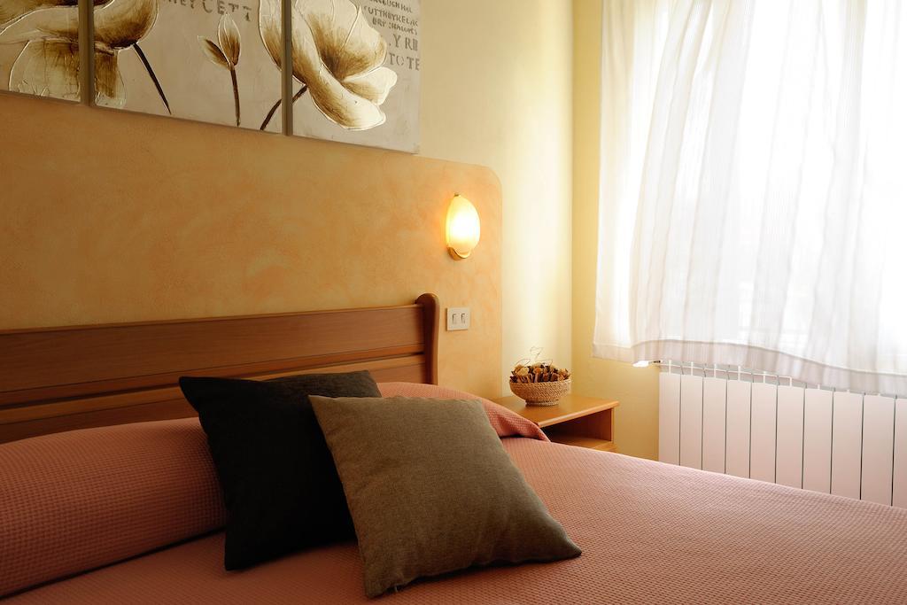 Hotel Le Rondini Riccò del Golfo di Spezia Habitación foto