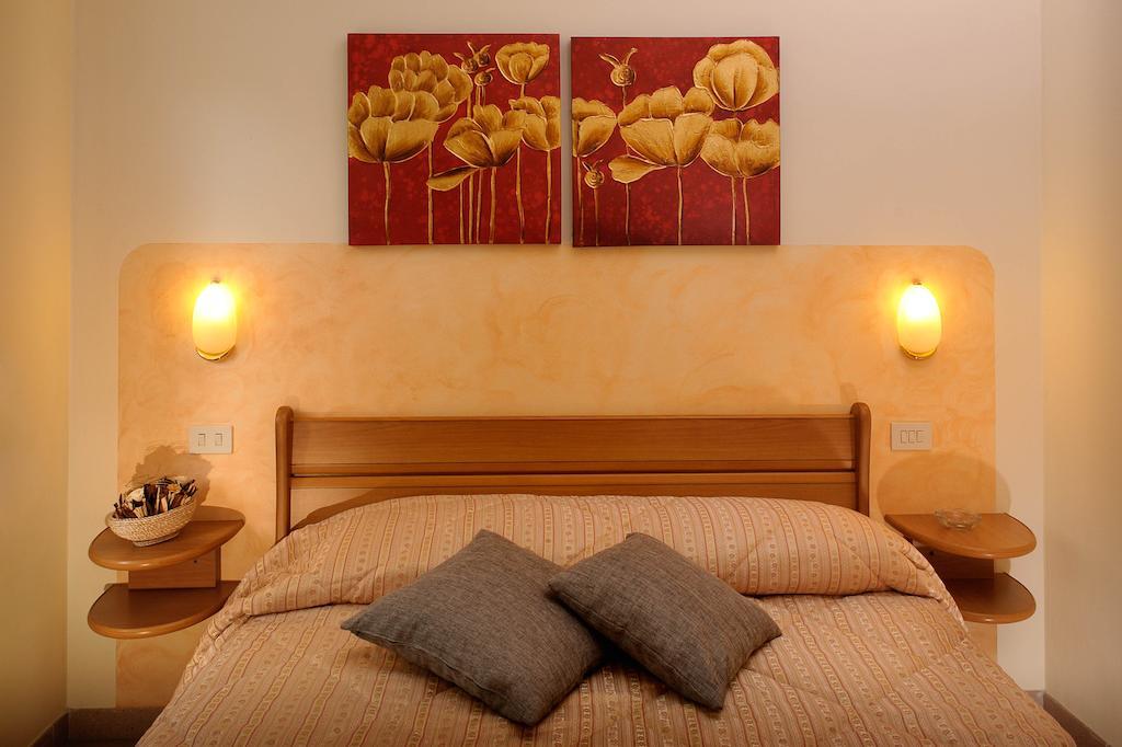 Hotel Le Rondini Riccò del Golfo di Spezia Habitación foto